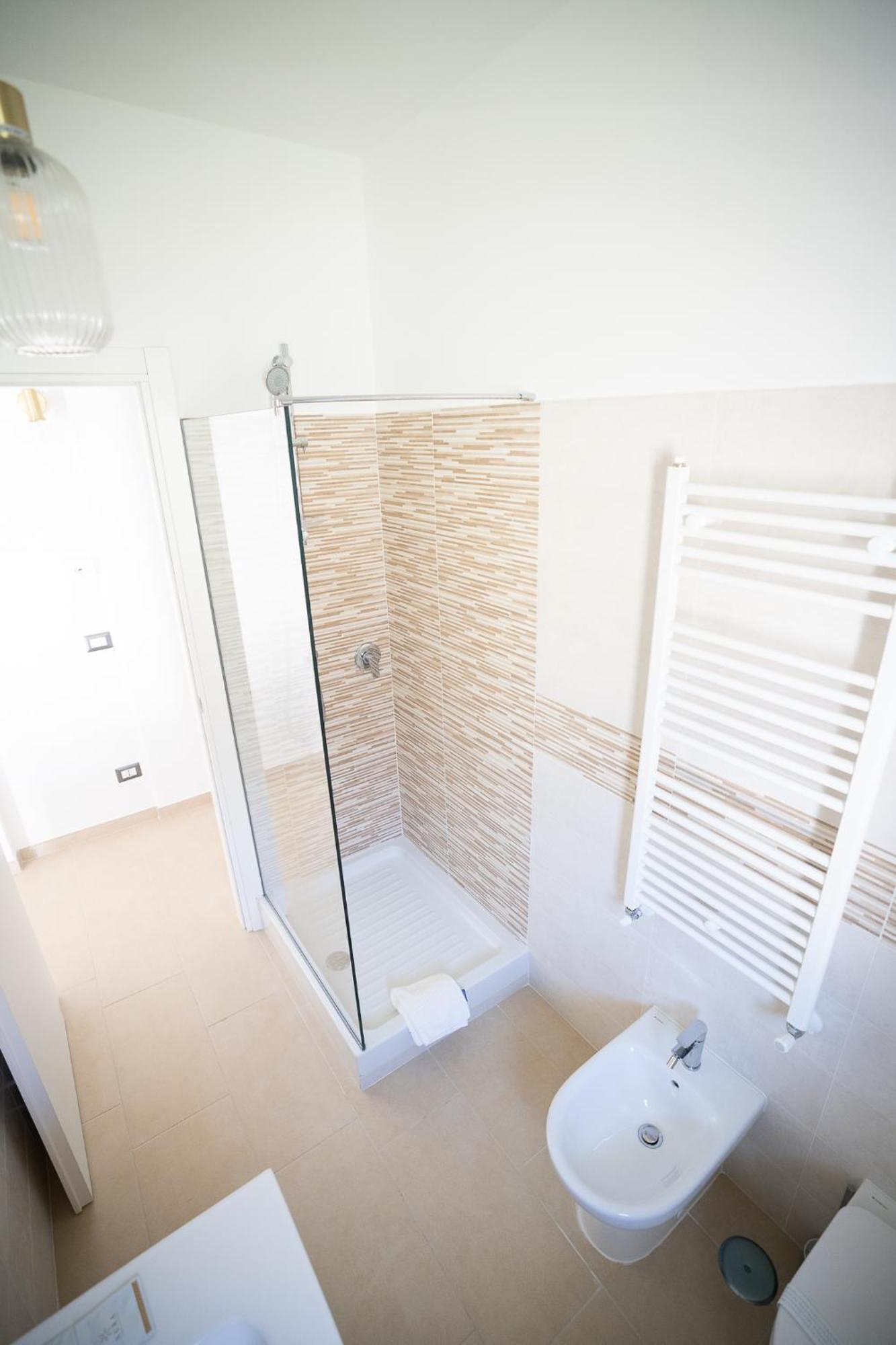 Airport Noa Modern Home Фьюмичино Экстерьер фото