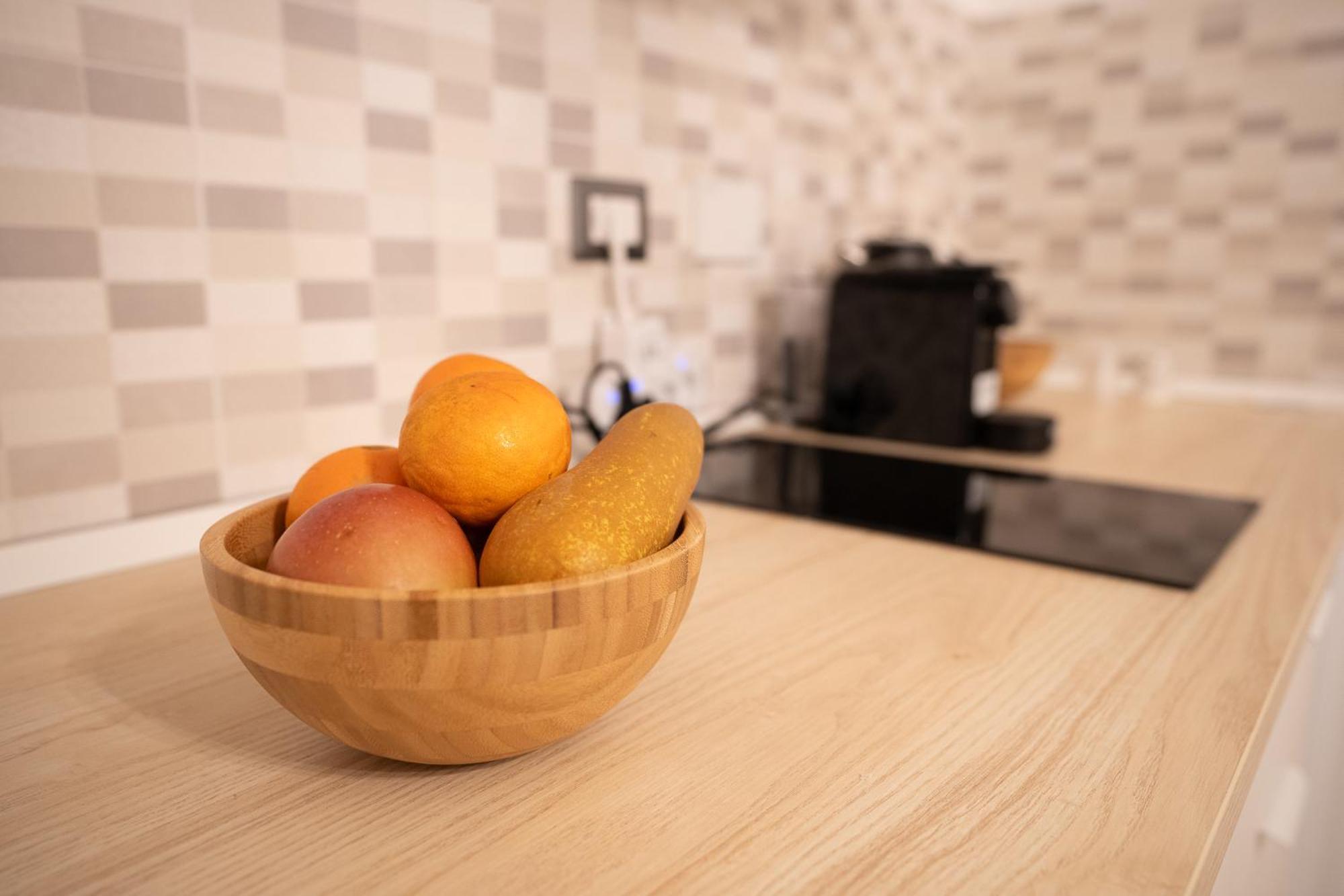 Airport Noa Modern Home Фьюмичино Экстерьер фото